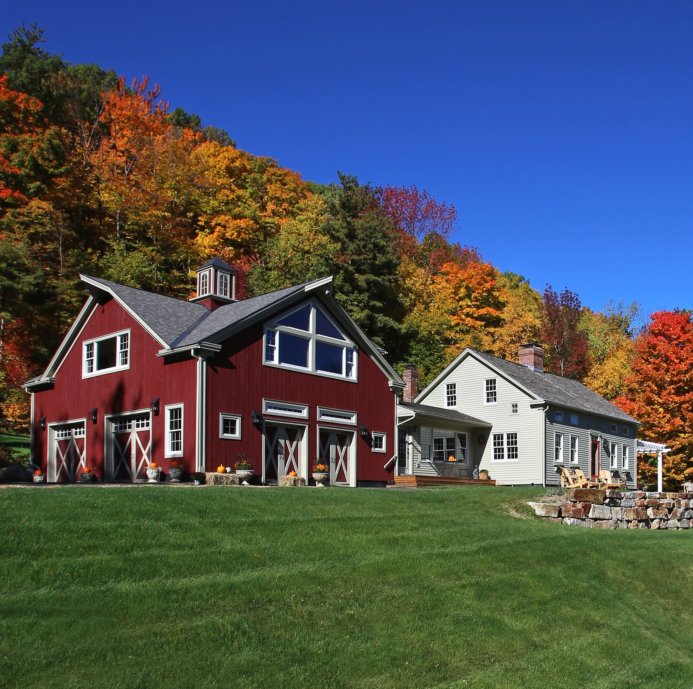 Pond Mountain Inn Blend VT- 1 lb (16 oz) New! (14.95) $12 Medium roast from TM Ward Coffee